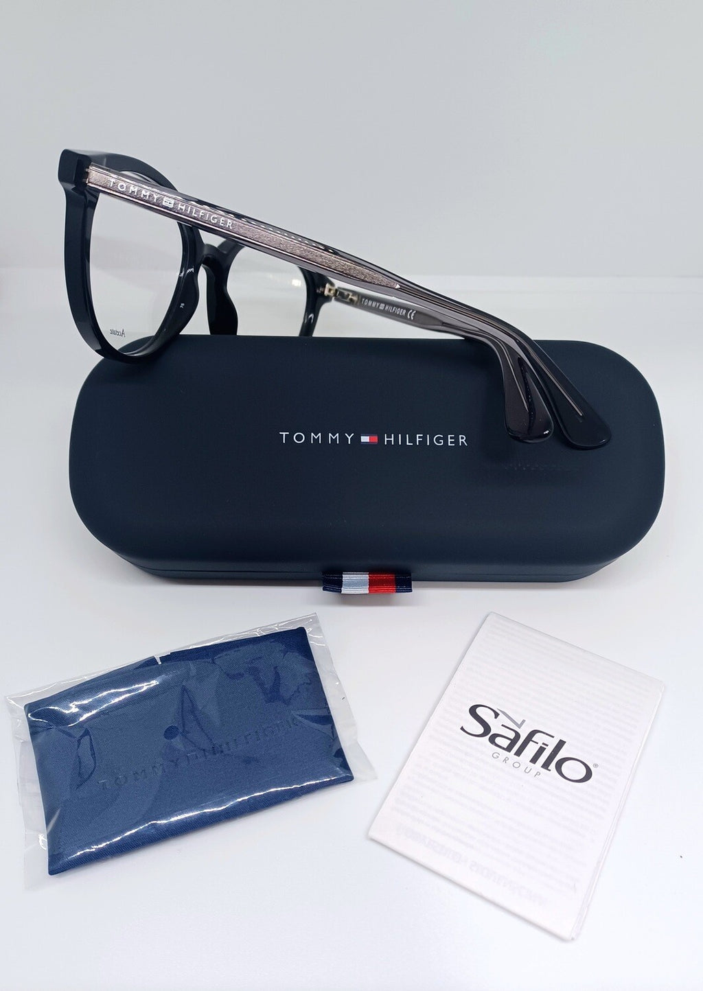 Tommy Hilfiger
