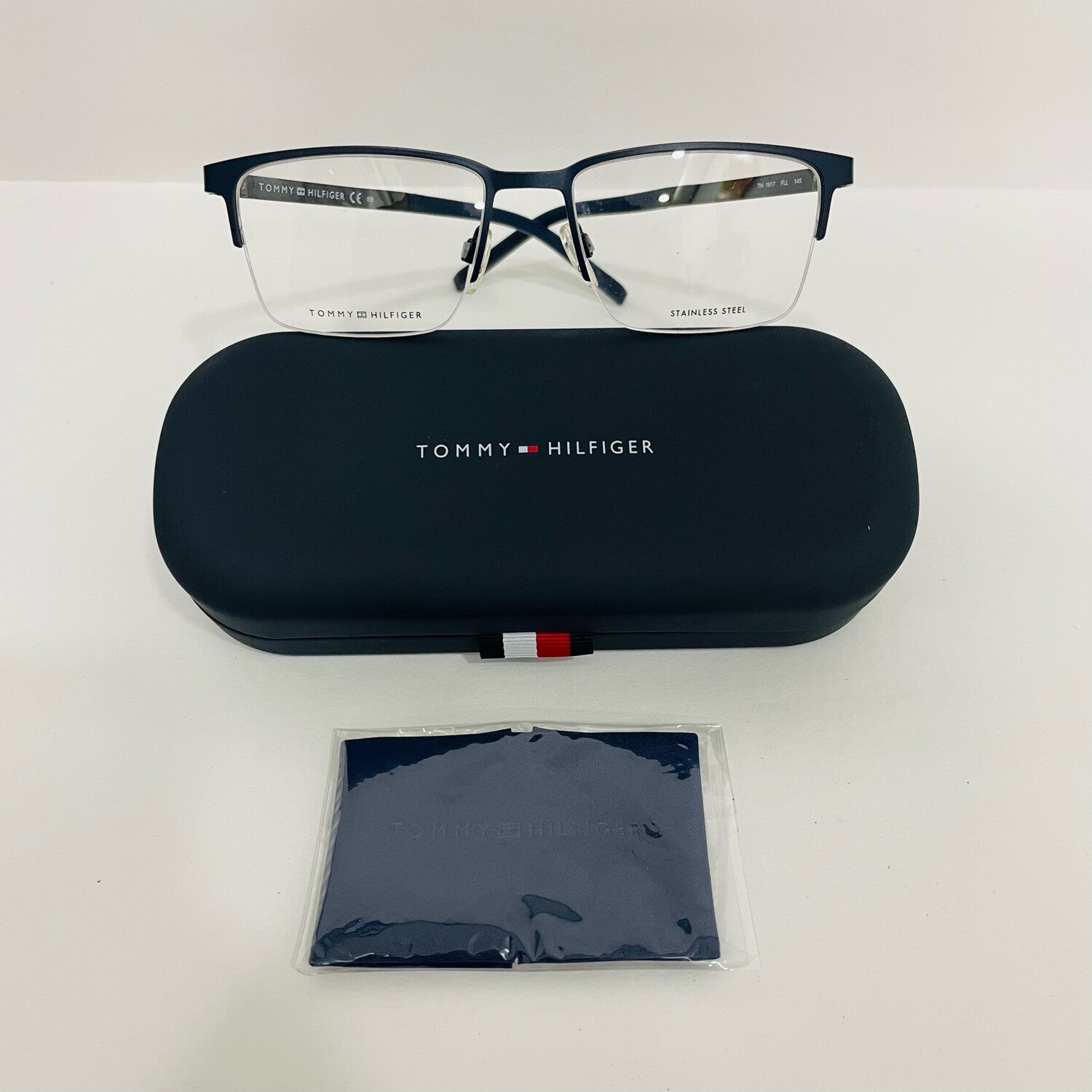 Tommy Hilfiger