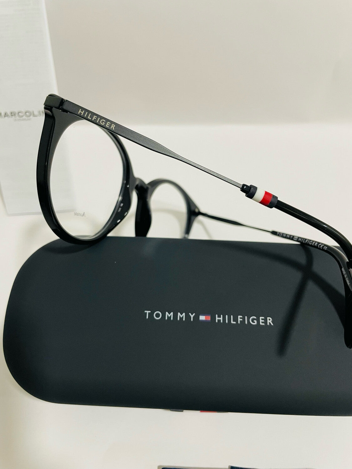 Tommy Hilfiger