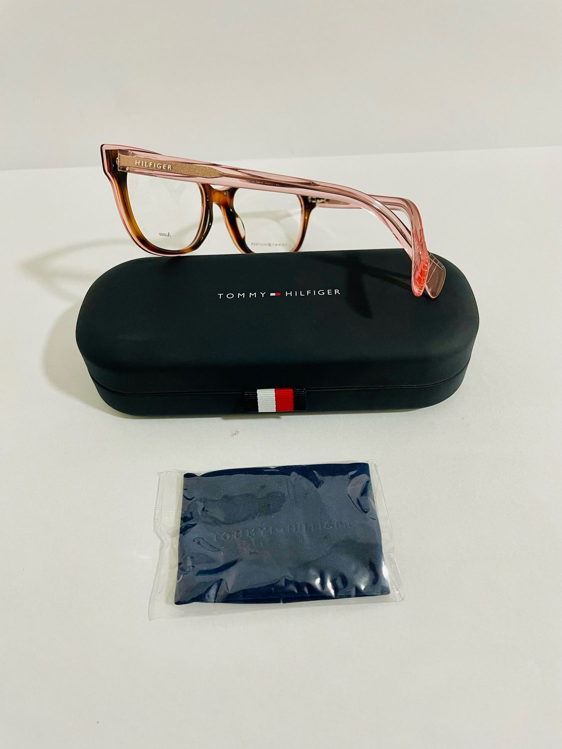 Tommy Hilfiger