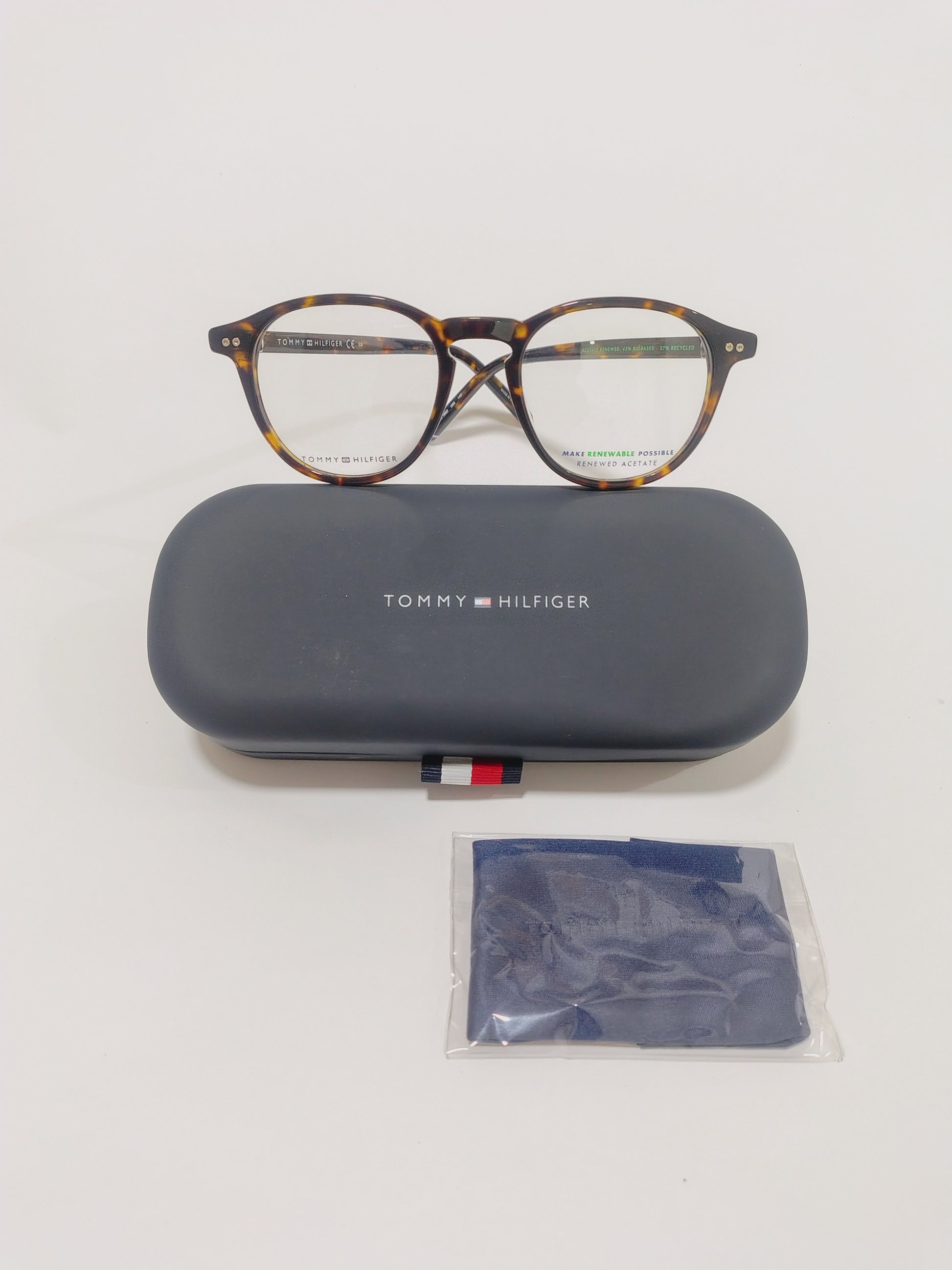 Tommy Hilfiger