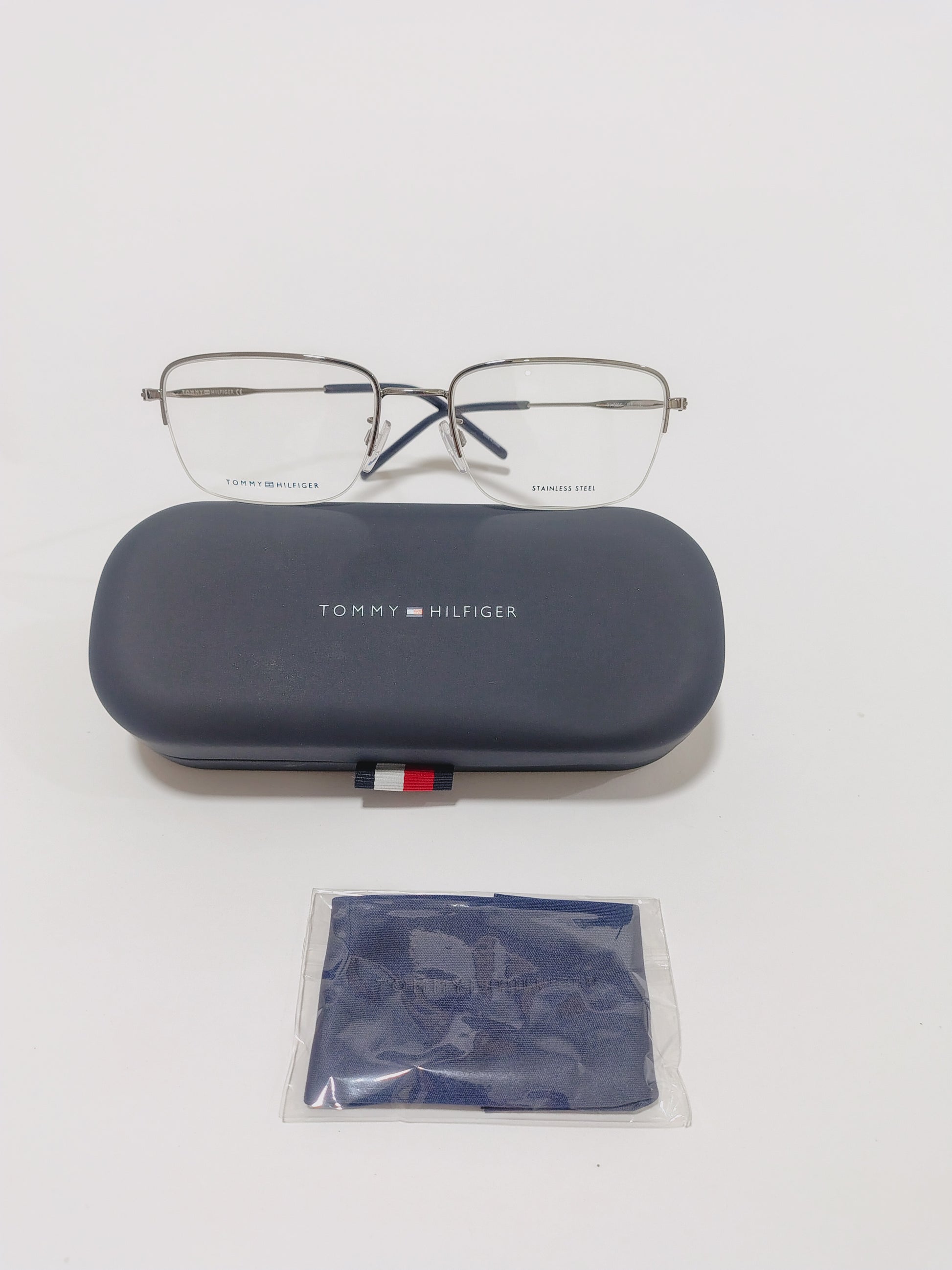 Tommy Hilfiger