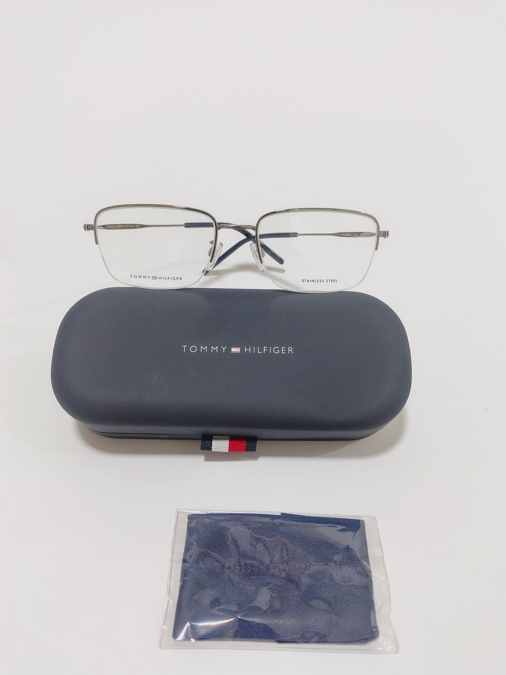 Tommy Hilfiger
