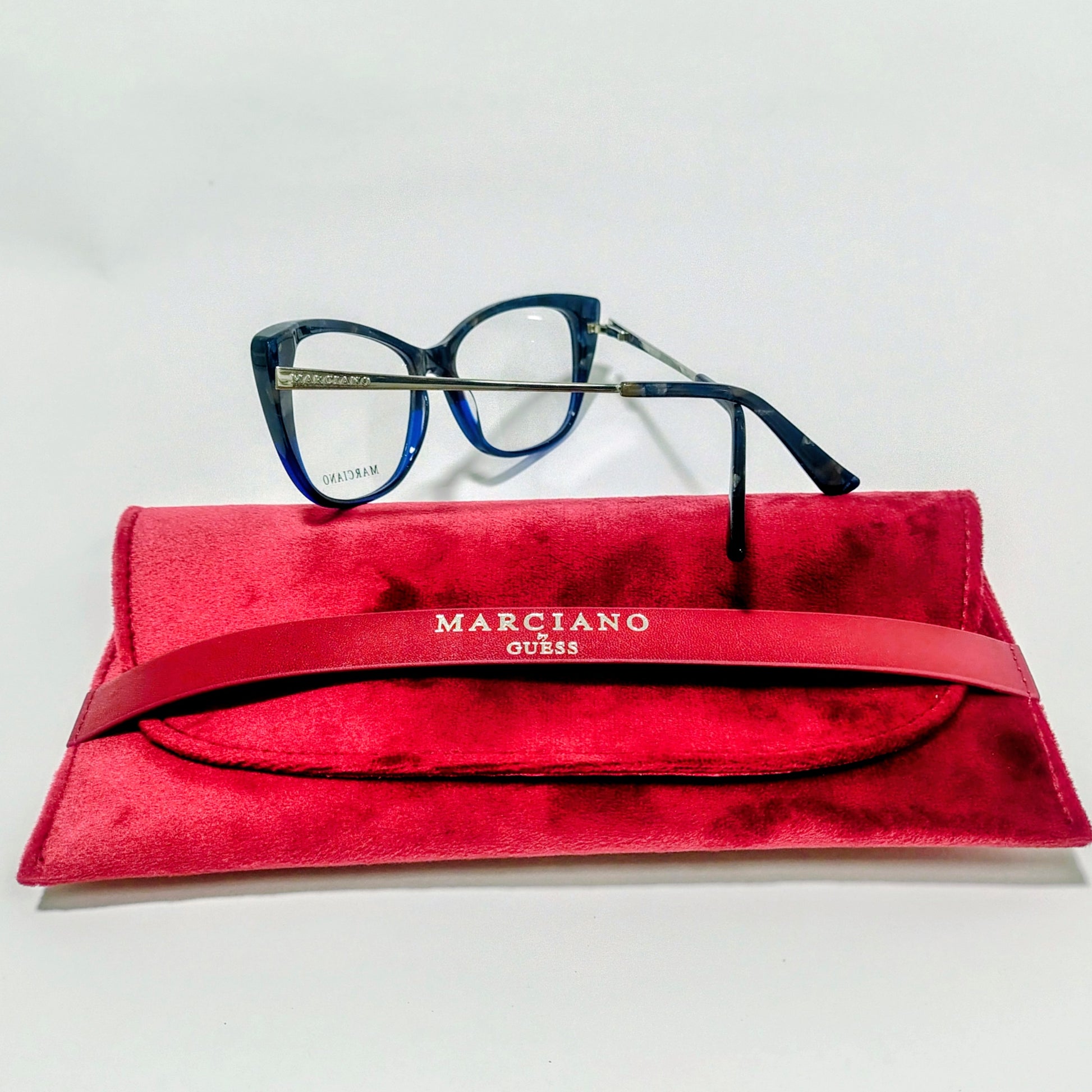 Marciano Guess